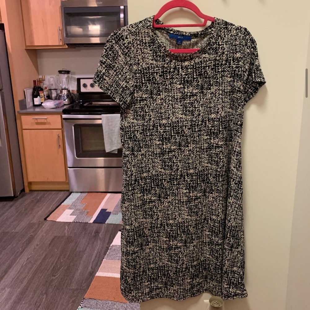 Apt. 9 Shift Dress